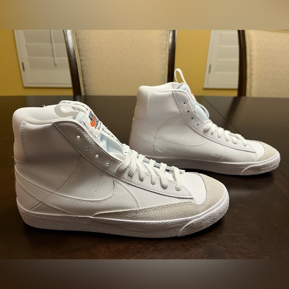 New Nike Blazer Mid 77 Leather White Sneaker Shoes 6Y - Picture 2 of 12